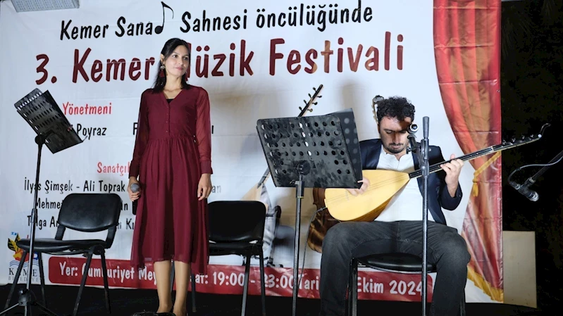 Kemer’de Müzik Festivali gecesi