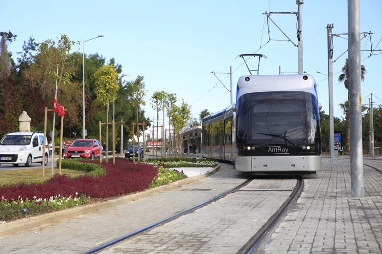 Büyükşehir’in toplu ulaşım araçları Cumhuriyet Bayramı’nda ücretsiz