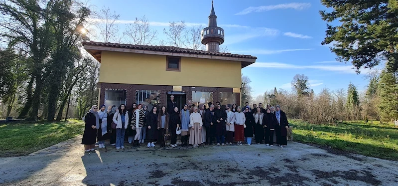 Türkiye’nin dört bir yanından genç Sakarya’nın tarihinde yolculuğa çıktı