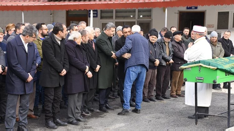 BAŞKANIMIZ, ESKİBAĞLAR MAHALLESİ SAKİNLERİNDEN, AYSEL KÖMÜRCÜOĞLU