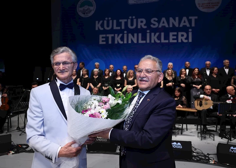 Büyükkılıç, Türk Sanat Müziği Kent Korosu Konseri’nde Sanatseverlerle Bir Araya Geldi