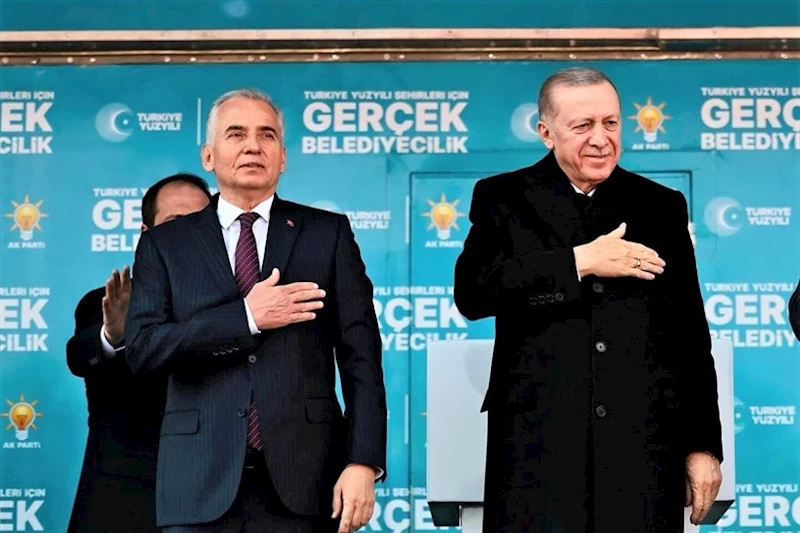 Denizli Cumhurbaşkanı Erdoğan’ı bağrına bastı