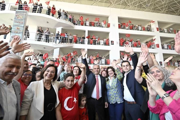 Başkan Uysal, “Türkiye’mizin yeni aydınlık süreci kutlu olsun”