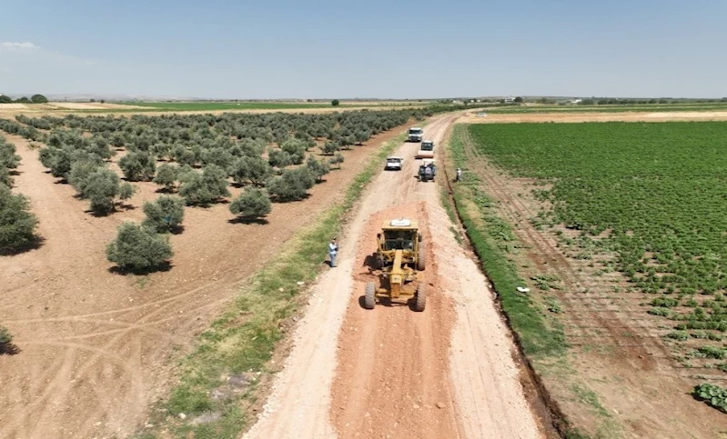 Büyükşehir’den Suruç İlgili – Gölen Kırsalında Asfalt Öncesi Hazırlık